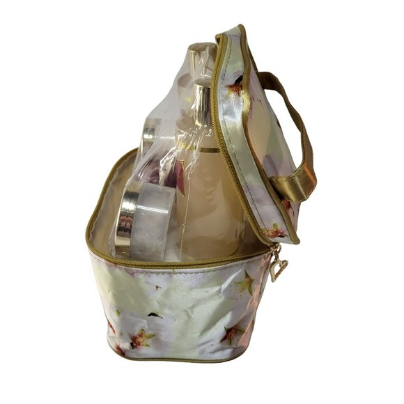 The Lovery Honey Almond Gift Set 14 Piece Spa Kit With Carrying Case & Mirror - Picture 3 of 10